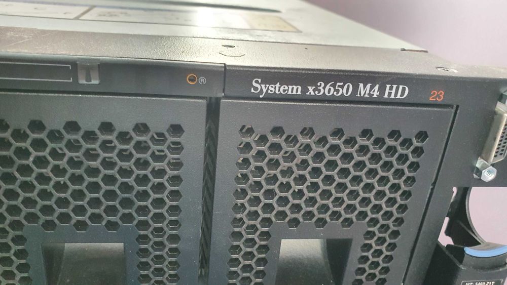 Сървър IBM x3650 M4 HD, 2x Xeon e5-2620 v2, 128gb ram
