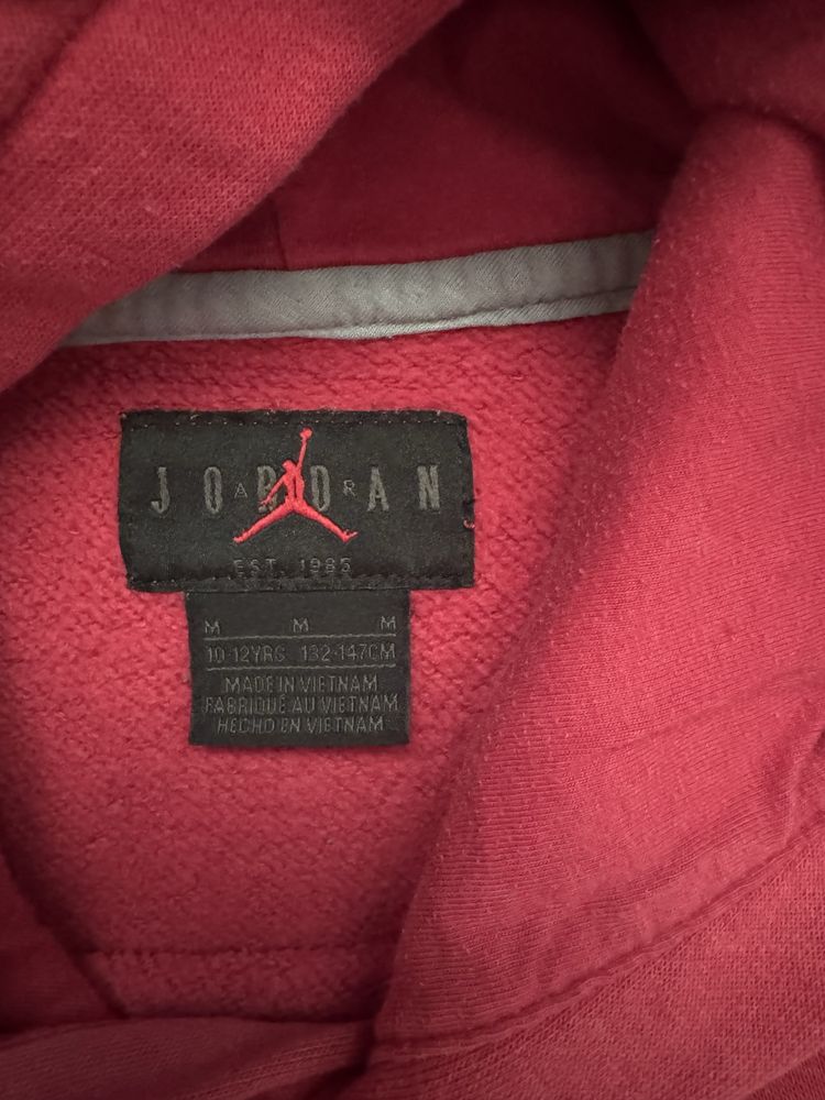 Суитшърт на Nike и Jordan