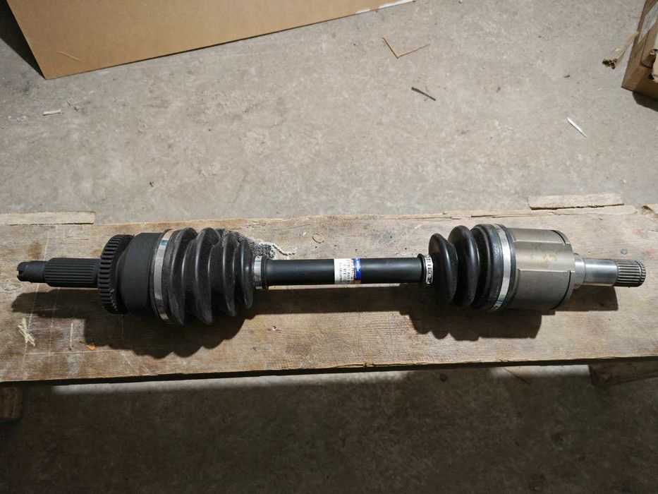 Срочно продаю Зап. Части для KIA CARNIVAL