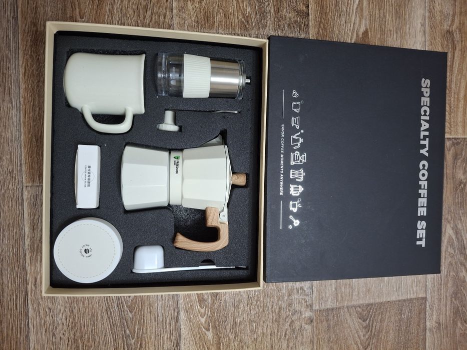 Продам  кофейный  набор