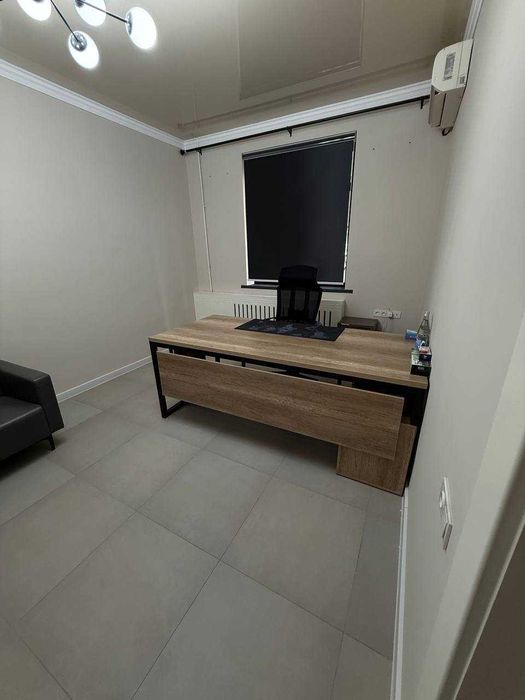 Продаётся помещение 100м2+100м2 Ориентир: улица Шота Руставели