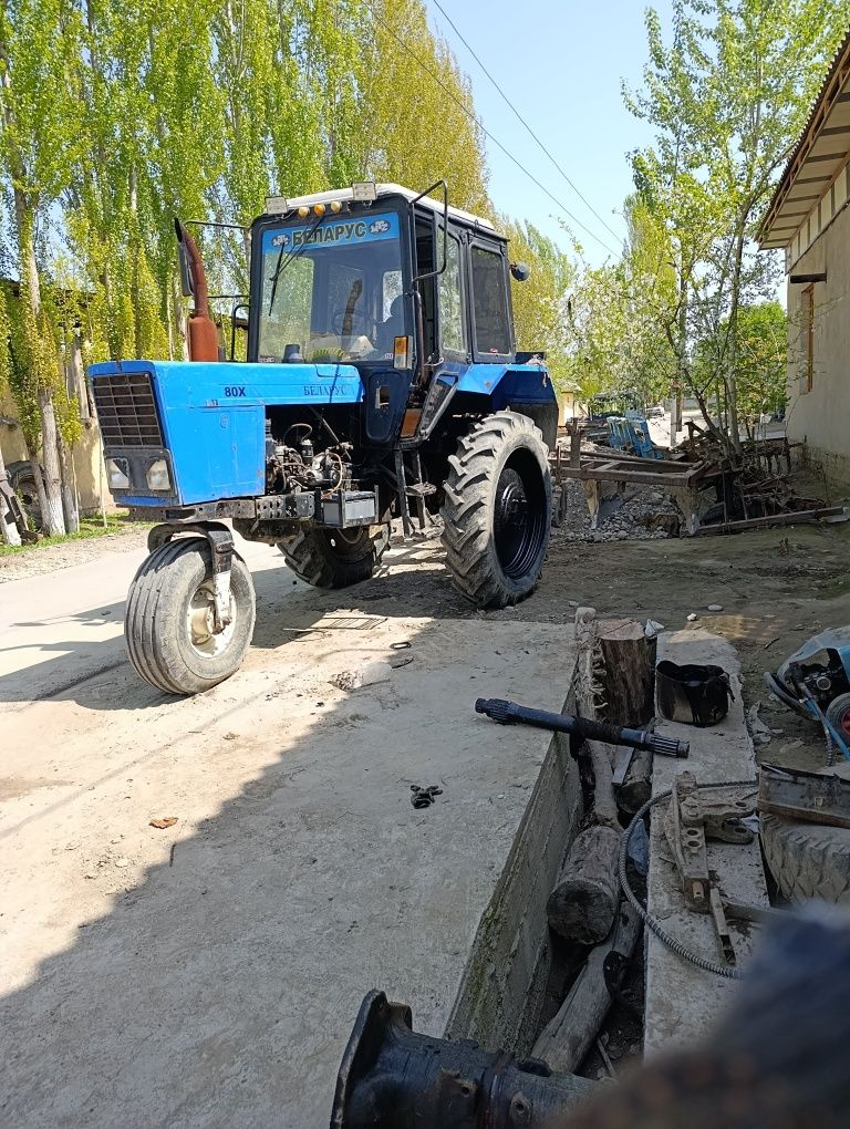 Mtz 80 x sotiladi 1995 yili xolati zo'r