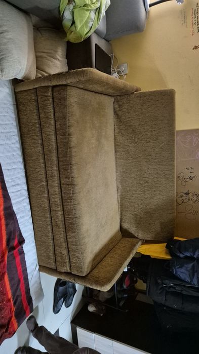 Разтегателен Диван