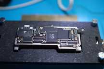 Reparatii placa baza Reparatie iPhone 13 iPhone 13 Pro / Max / Mini
