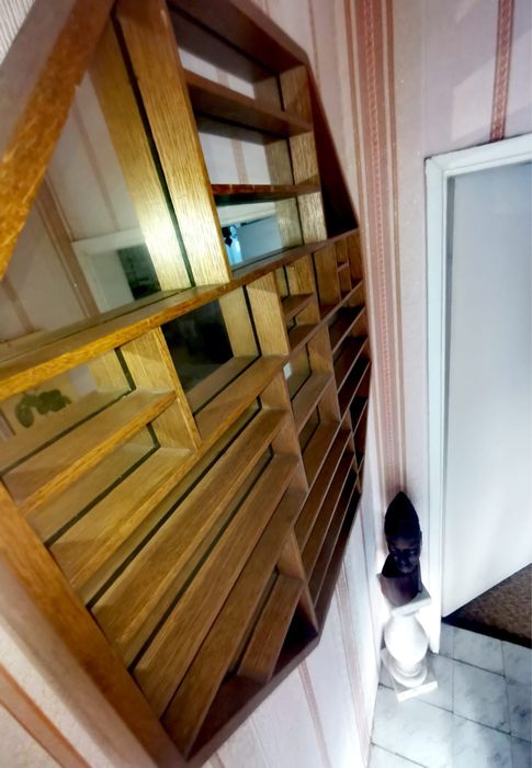 Антикварно дървено огледало осмоъгълна лавица дизайнерско голямо !