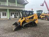 Miniincarcator bobcat pe senile 3 tone Caterpillar 247B , 2009