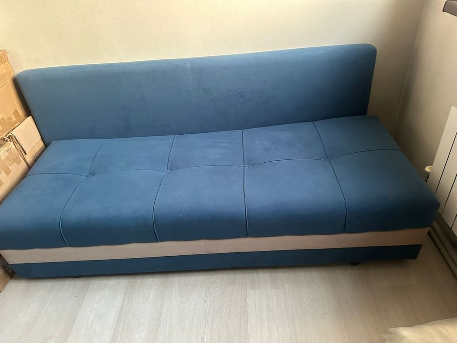 Диван в хорошем состоянии