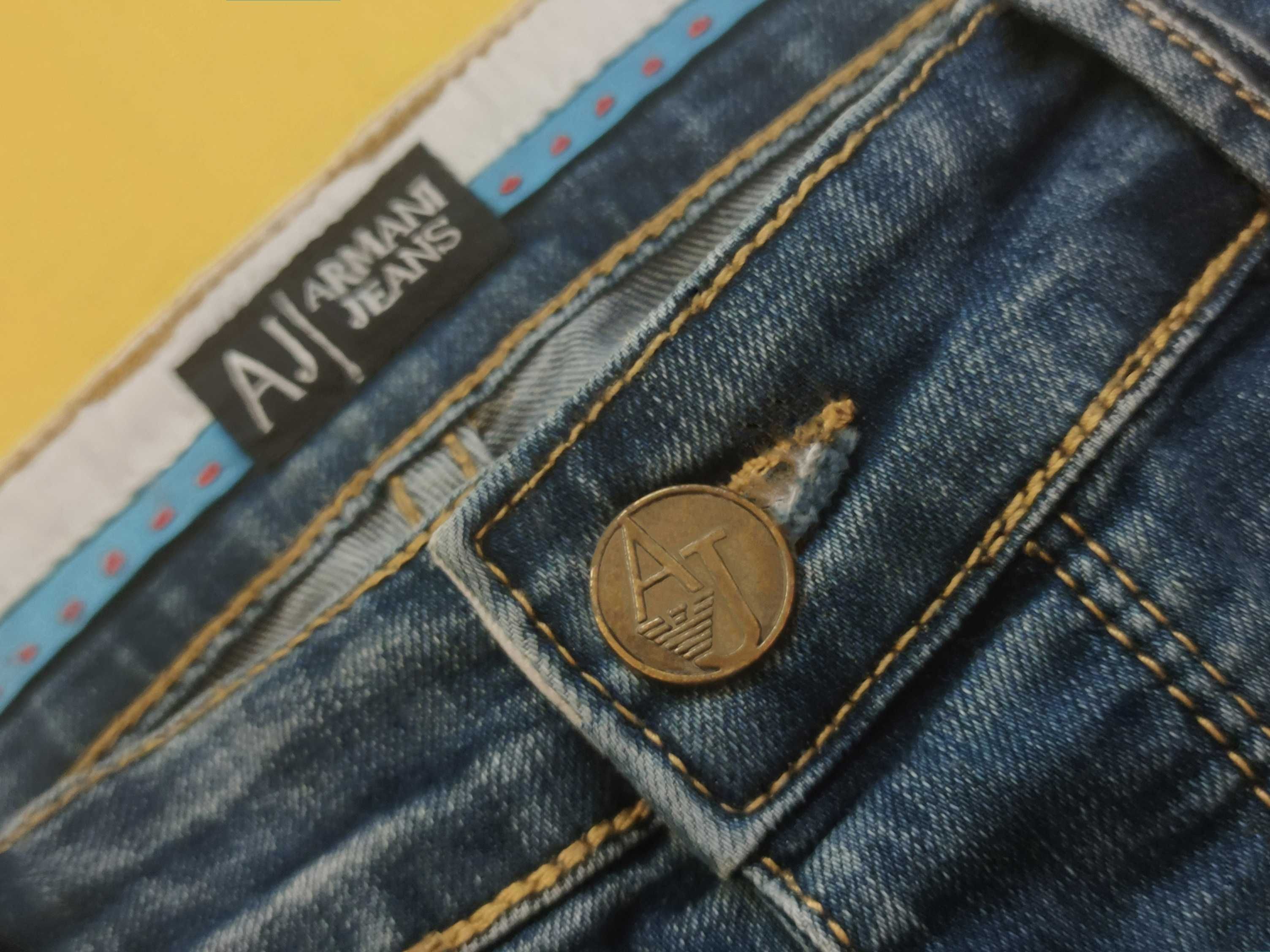 Blugi Armani Jeans originali, Regular Fit,