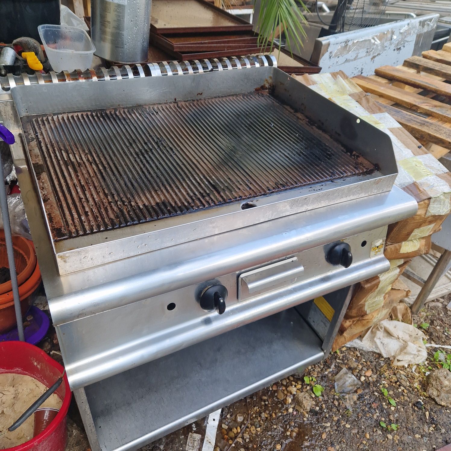 Gratar pe gaz sau curent, grill cu banc 80x70