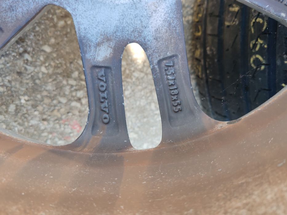 Волво 18 цола, Volvo XC