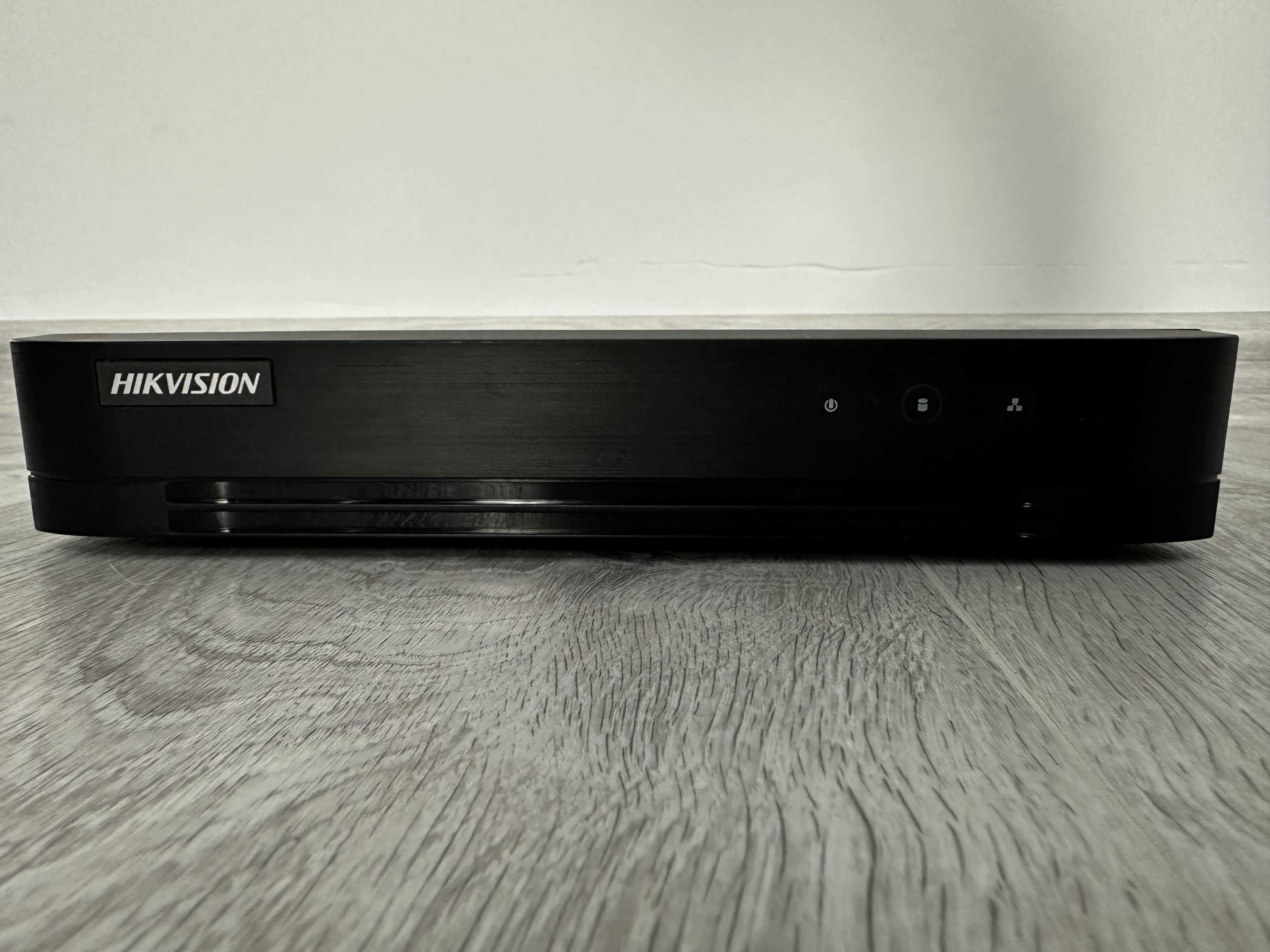 DVR HikVision Turbo HD DS-7204HUHI-K1/E, 4 canale, 8 MP, + HDD 500 GB
