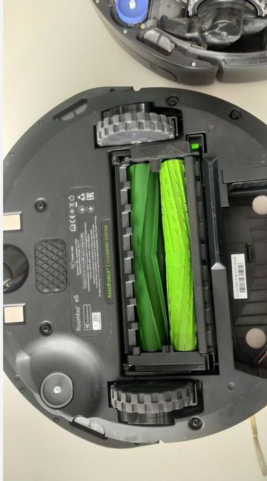 I robot pentru piese,piese diferite