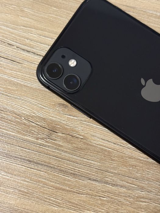 IPhone 11 черен 64 GB