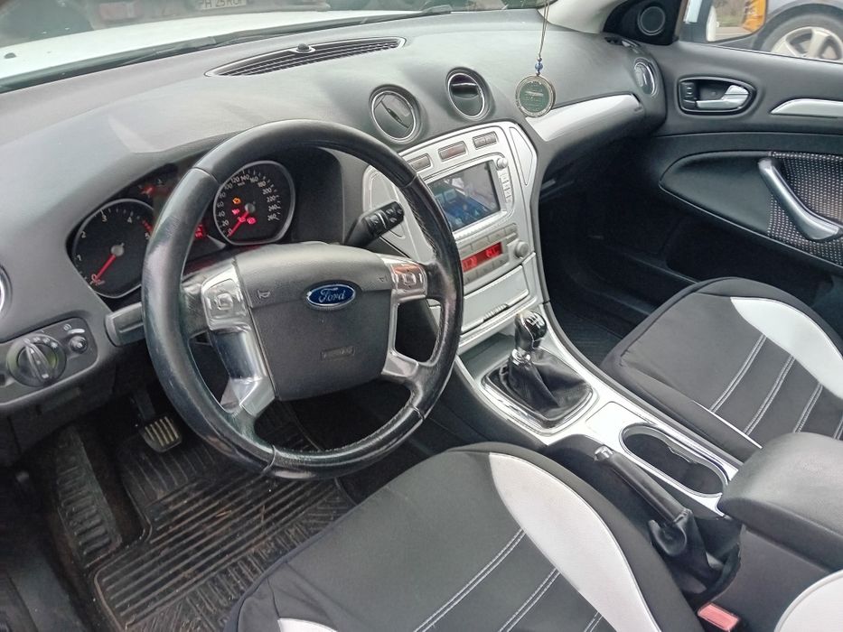 Vand Ford Mondeo MK4 2009