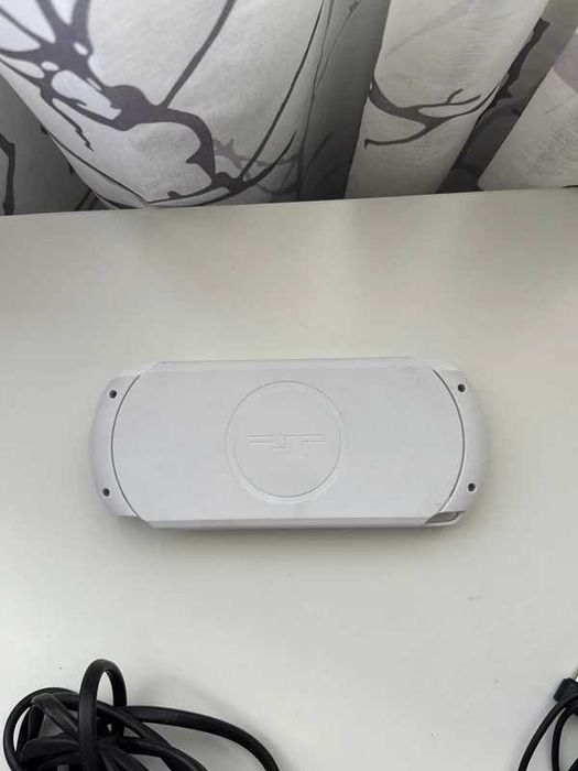 Sony PSP E1004 Ice White - Playstation Portable