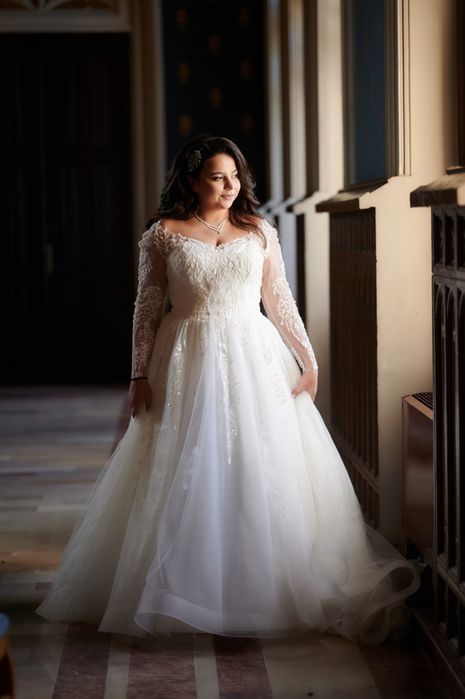 Vand rochie de mireasa