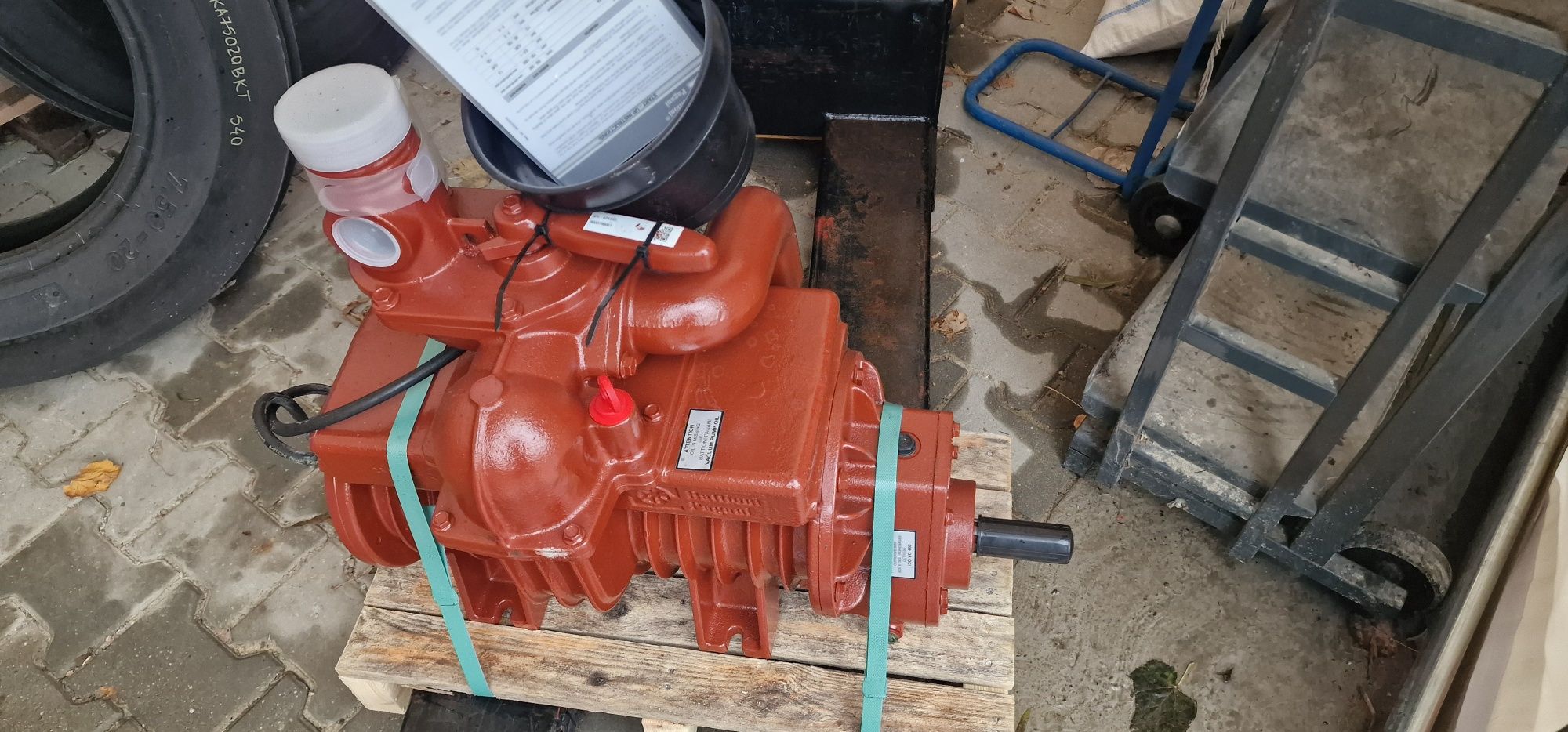 Pompa Vidanja pompa vacuum import italia se poate trimite prin curier