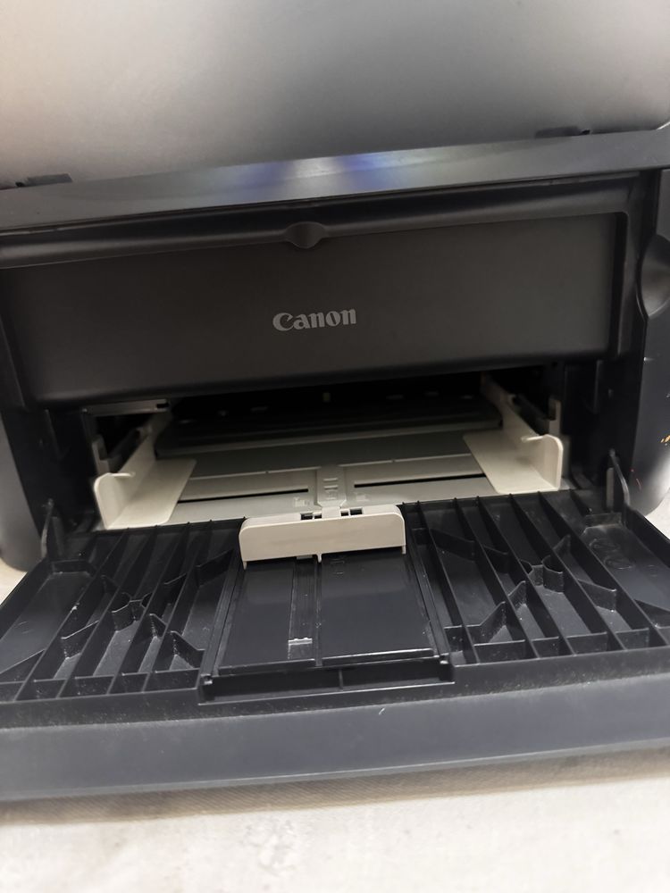 Принтер Б/У “canon”