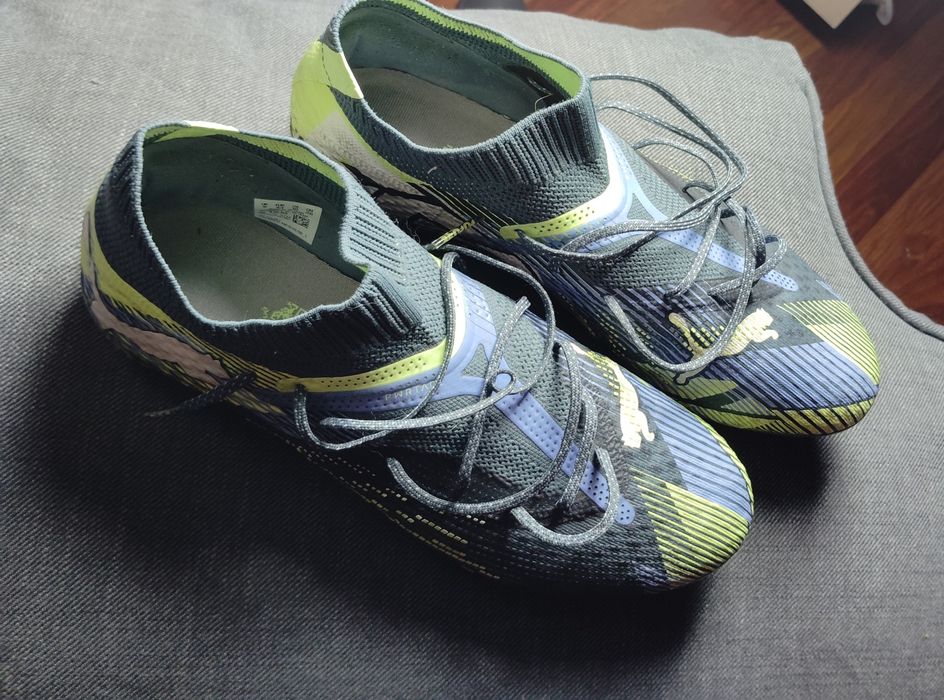Ghete fotbal puma future 7 ultimate