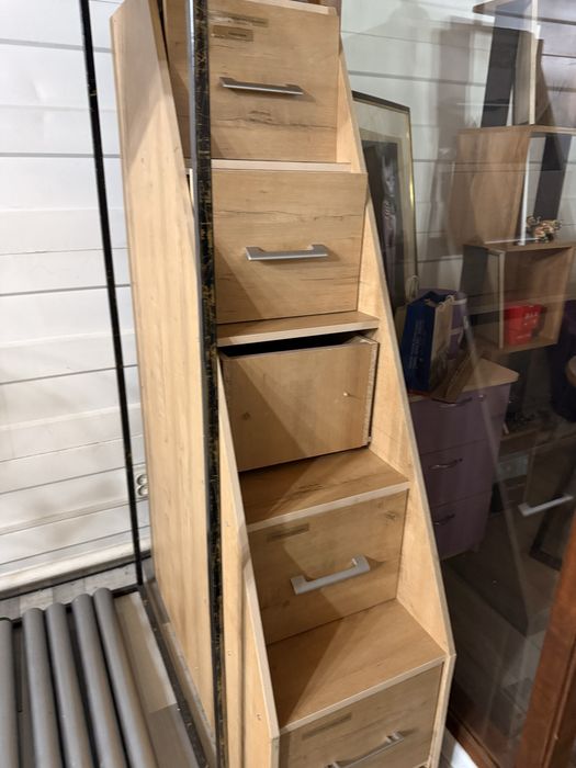 Срочно продается шкафы, мебели