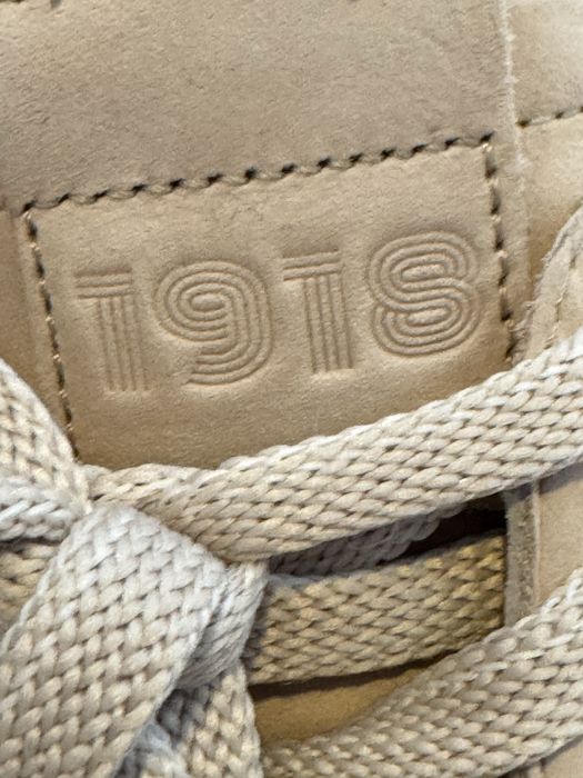 Sneakers Kennel & Schmenger