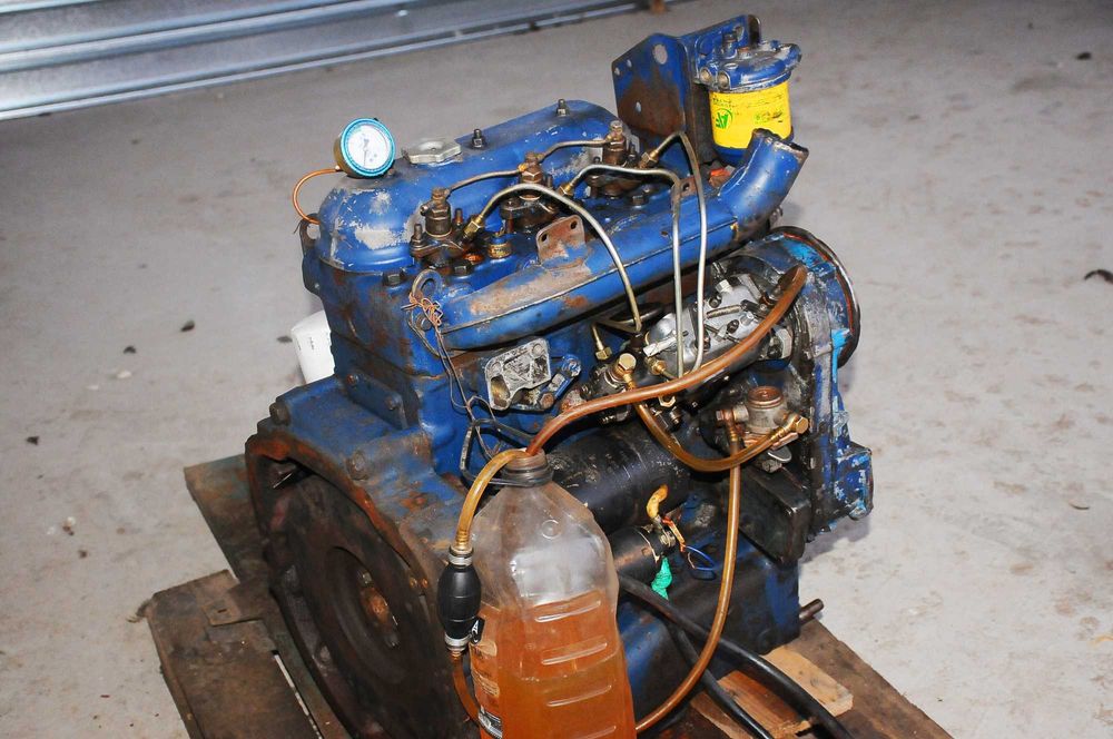 Motor tractor UTB Universal U445 anul 1992 arbore ST, provenienta IREG