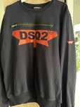 Bluzǎ Dsquared2