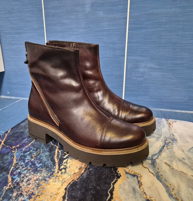 Cizme noi din piele, îmblănite,  37