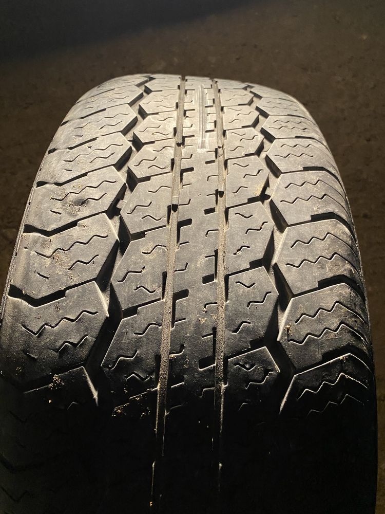 Шины 235/65R17 одиночные