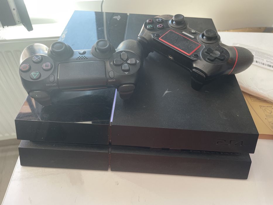 Playstation 4 de vanzare