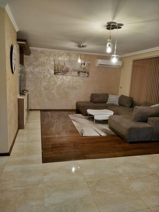 Продава се Тристаен апартамент в Бургас, Сарафово - 116 кв.м за 1983 €/кв.м - Снимка #1