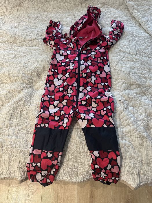 Детски якета и зимни гащеризони