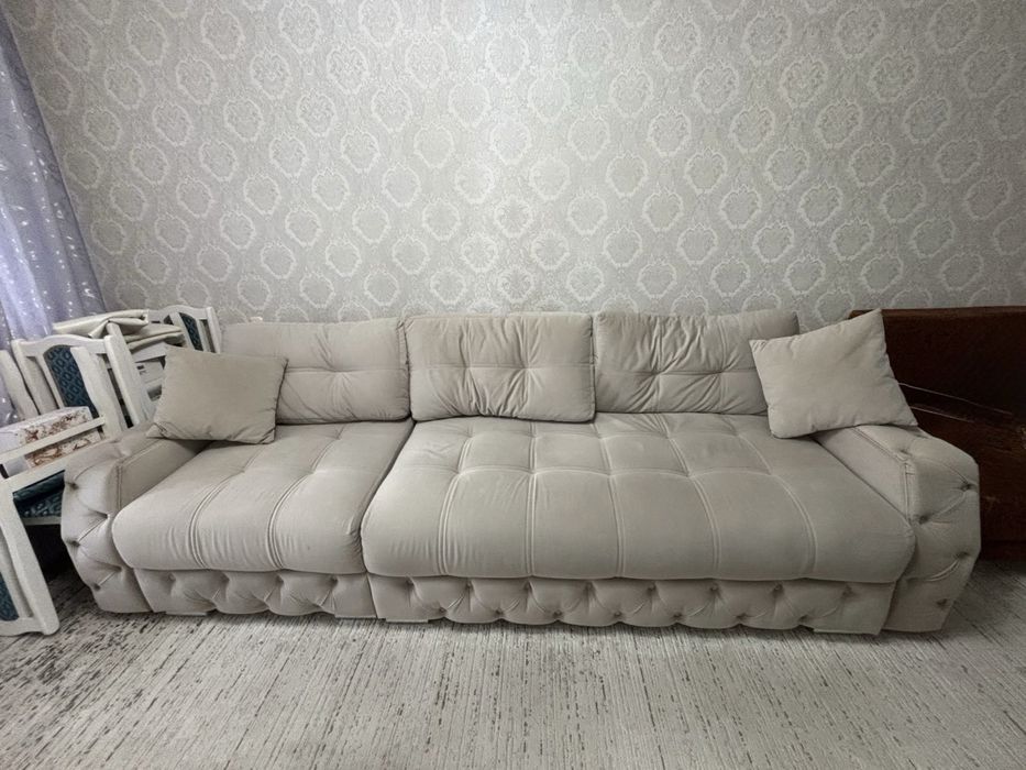 Продам 3х метровый диван