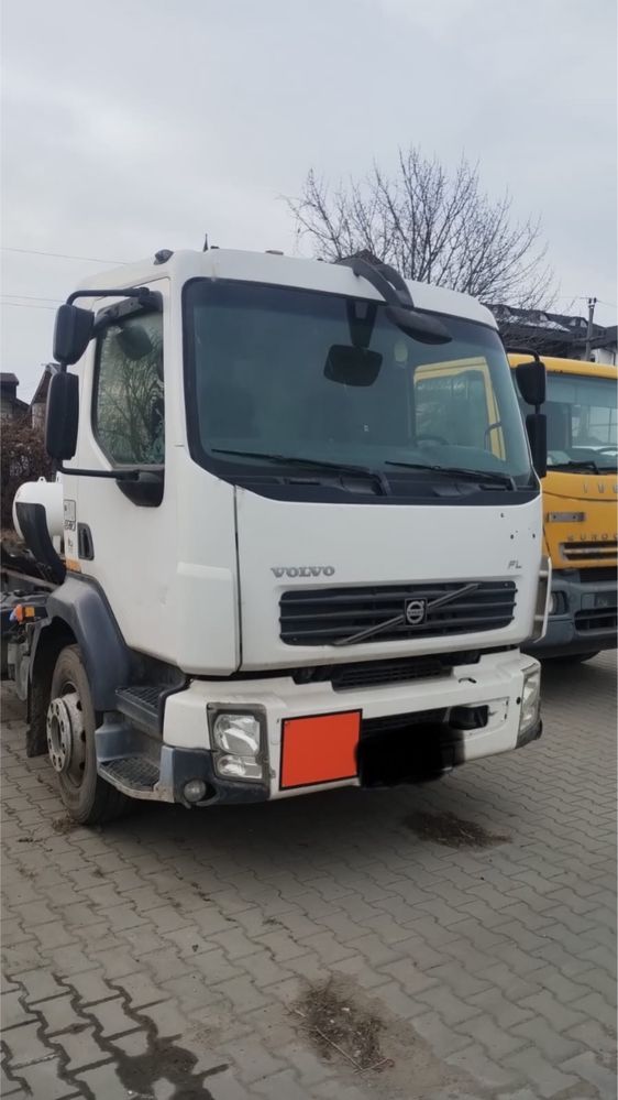 VOLVO Fl - piese dezmembrari camioane / an 2009