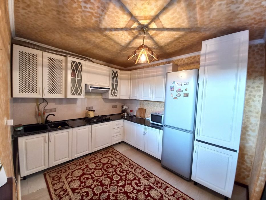 Продаеться просторный дом