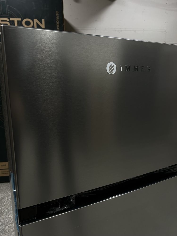 Продаётся двухкамерный холодильник IMMER RI226UD-INOX!