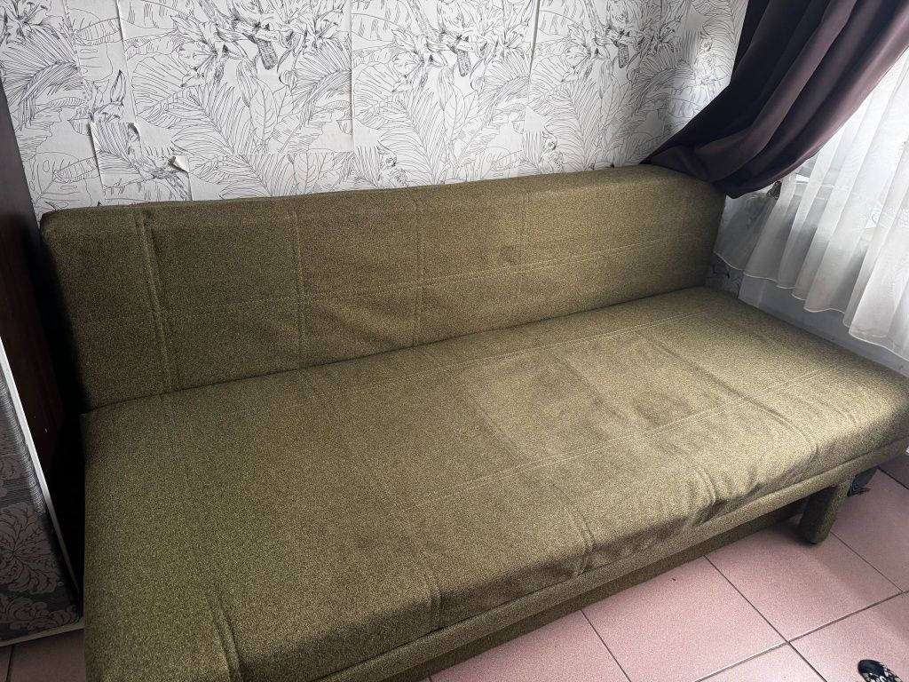 Canapea extensibila+ perne