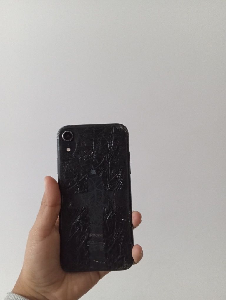 iPhone XR За Части