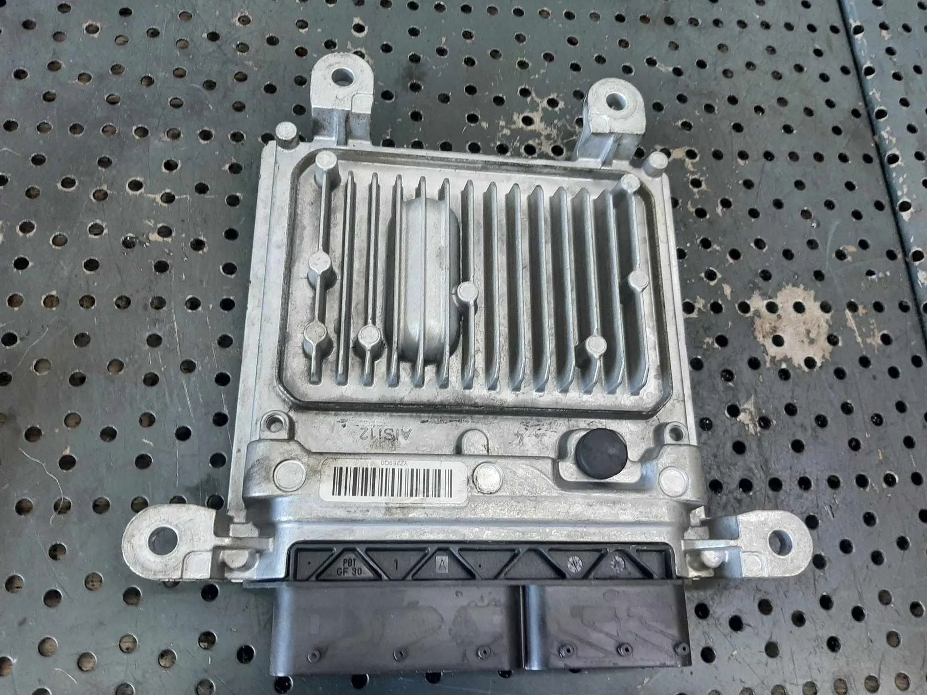 ecu calculator motor  2.2 cdi 651924 mercedes  e-class w212   a6519003701  a6519012101