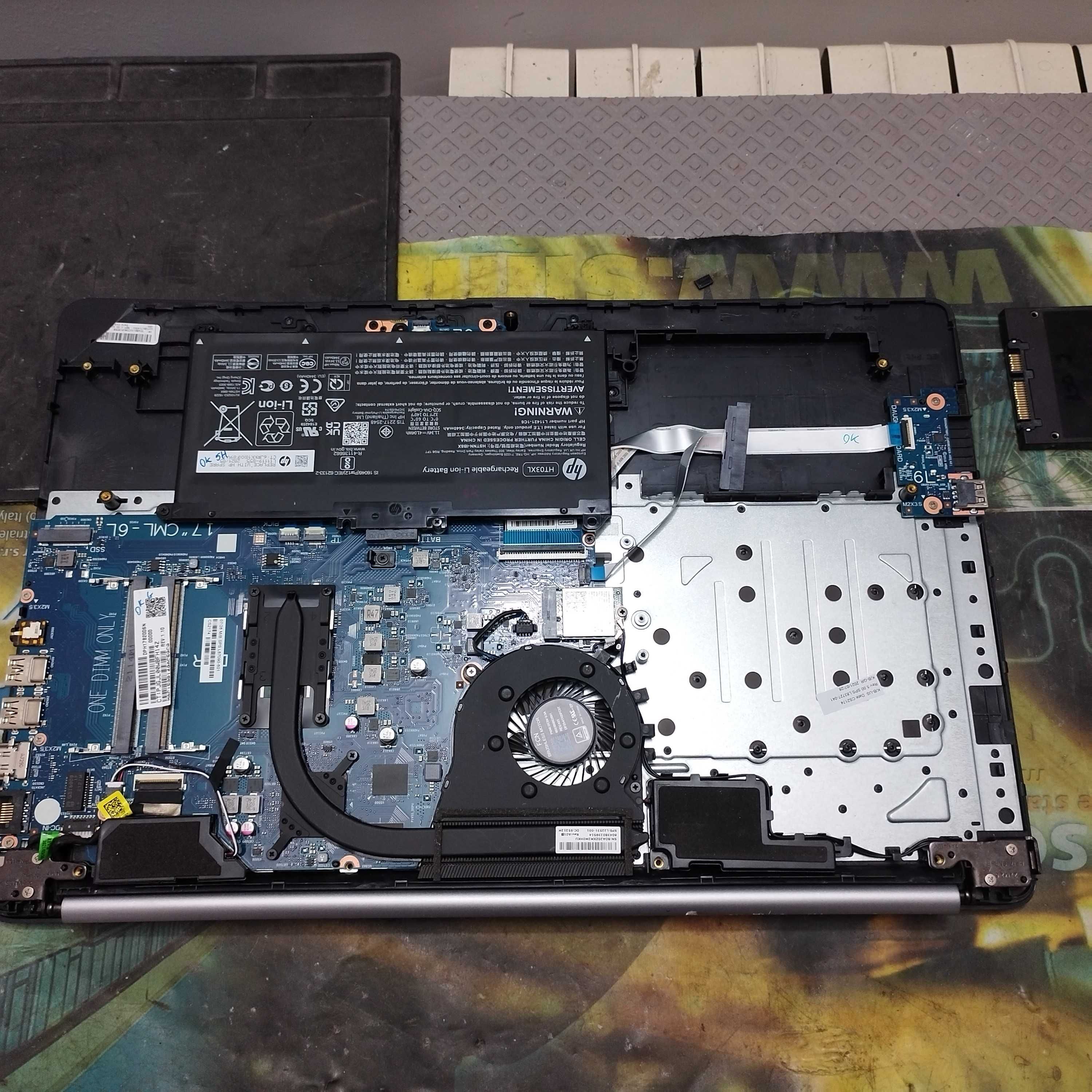 Dezmembrez  laptop HP 470 G7