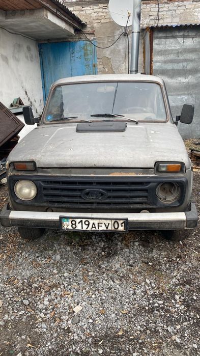 Продам ниву 2121