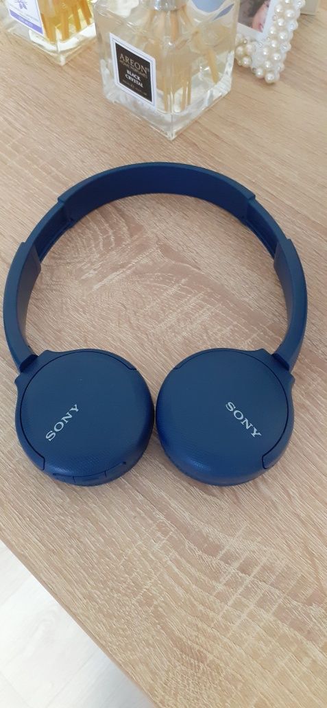Vând căști Sony wh- ch510 wireless,Bluetooth,cu microfon