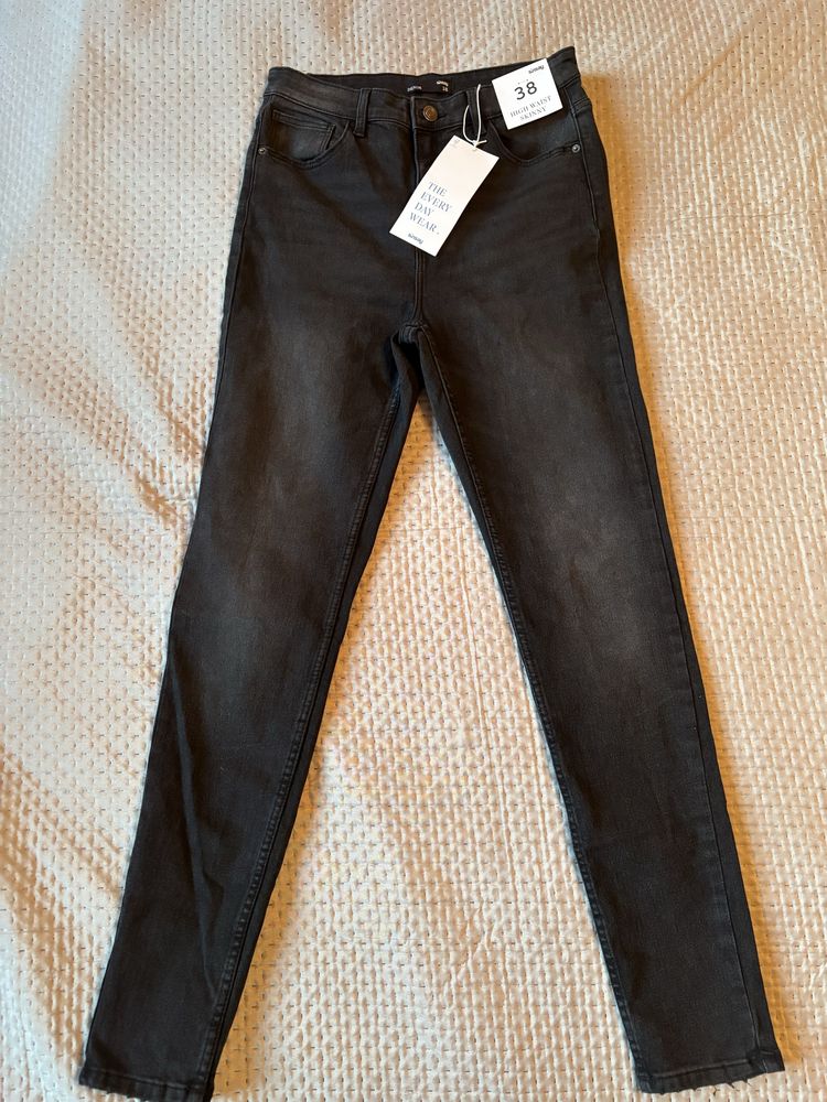 Сака, дънки, рокля H&M, New Yorker, Stradivarius, Sinsay