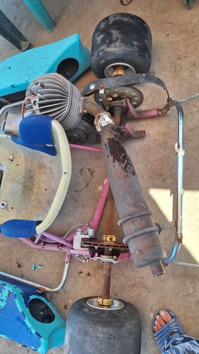 Vand kart 100cc pentru circuit
