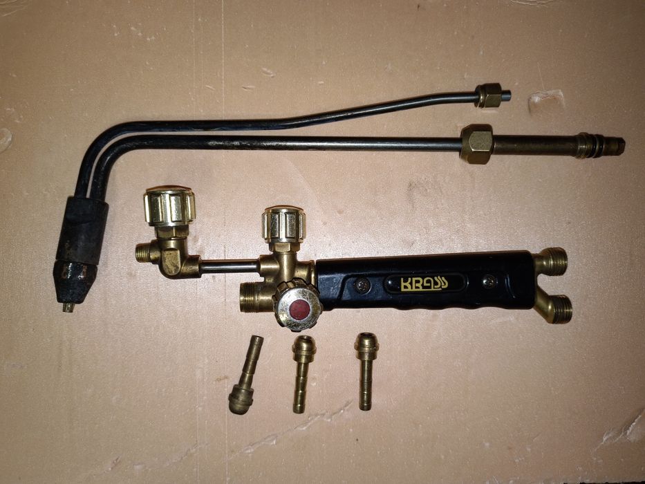 Резак  продам в отличном рабочем состоянии