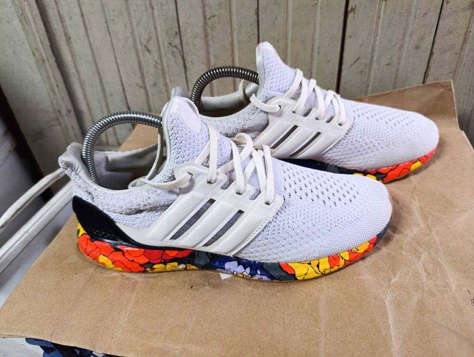 adidas Ultraboost 5.0 DNA 'White Floral' оригинални маратонки 39 номер