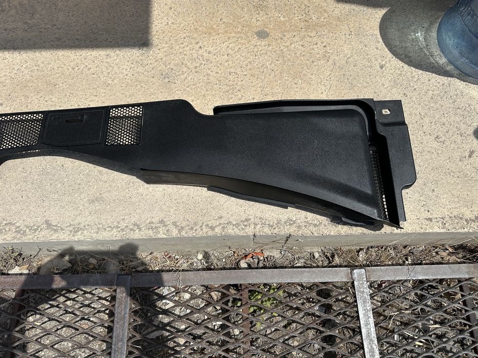 Кора под чистачки за Ауди А4 B8