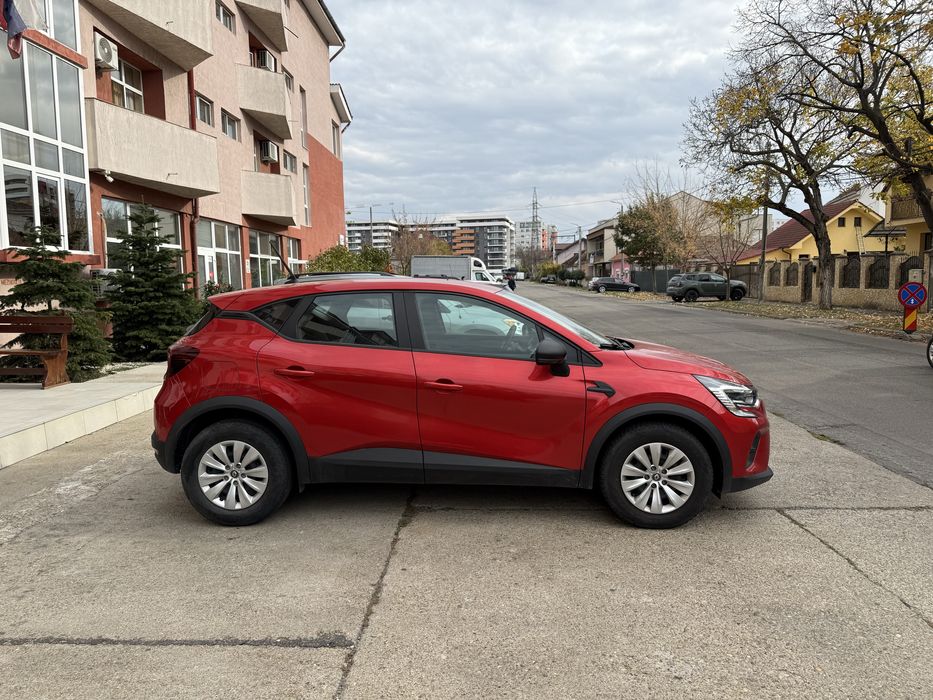 Renault Captur 2021 doar 7.000km TVA deductibil