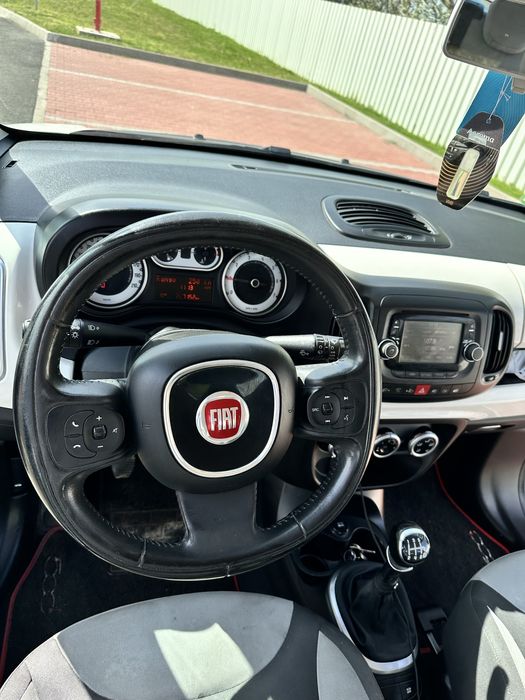 Fiat 500 1.4 Benzină | Alb | 4 Uși | Climatizare | Geamuri Electrice