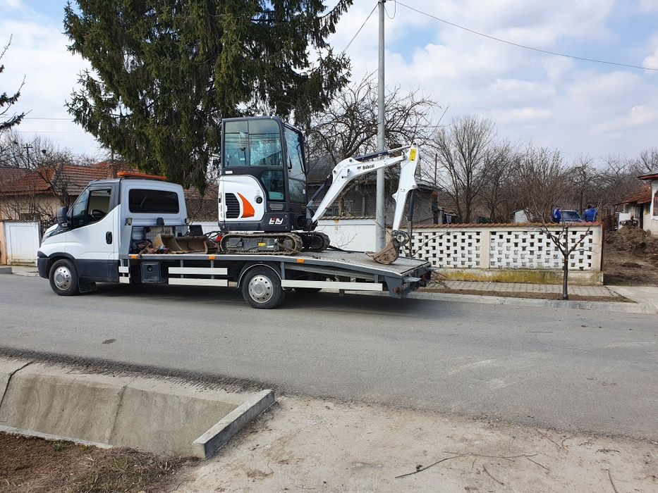 Miniexcavator de inchiriat